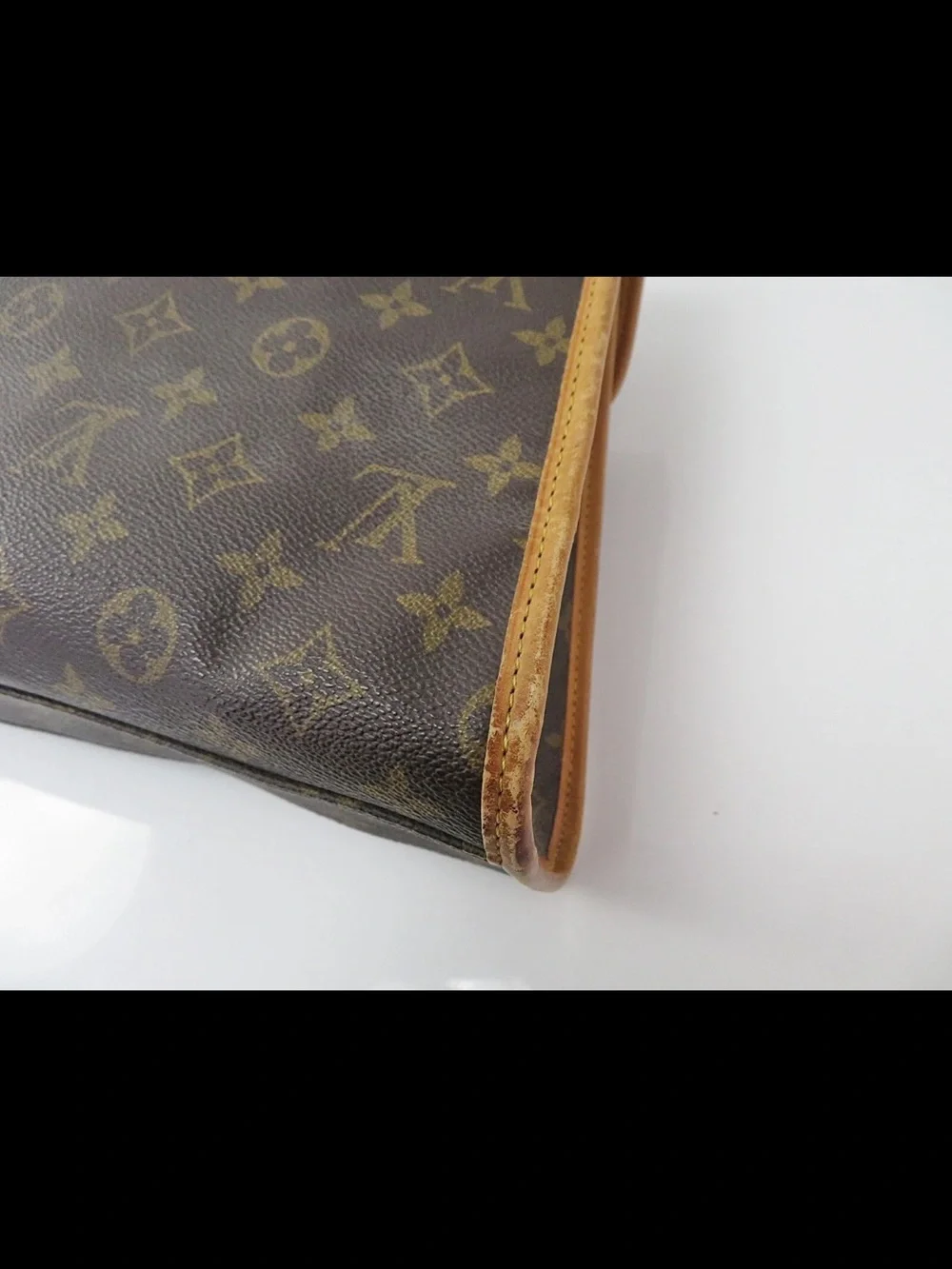 Louis Vuitton Monogram Canvas Messenger Bag in Brown and Tan